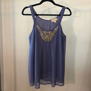 💥3 for $20 💥 top with pearl appliqué from Anthro